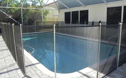 Baby Fence pool