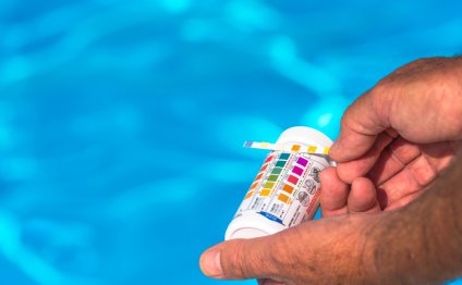 What is PH in a pool?